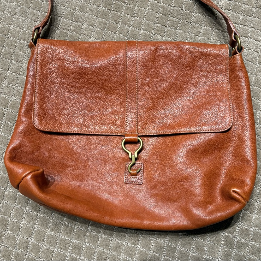 Lauren by Ralph Lauren Shoulder Bag in Saddle Tan - Picture 2 of 11